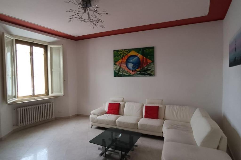 Casa Giafer Apt Luminoso Spazioso Ben Localizzato Florence Luaran gambar